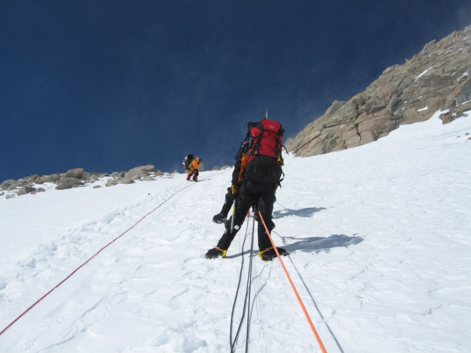 The top section of the fixed lines