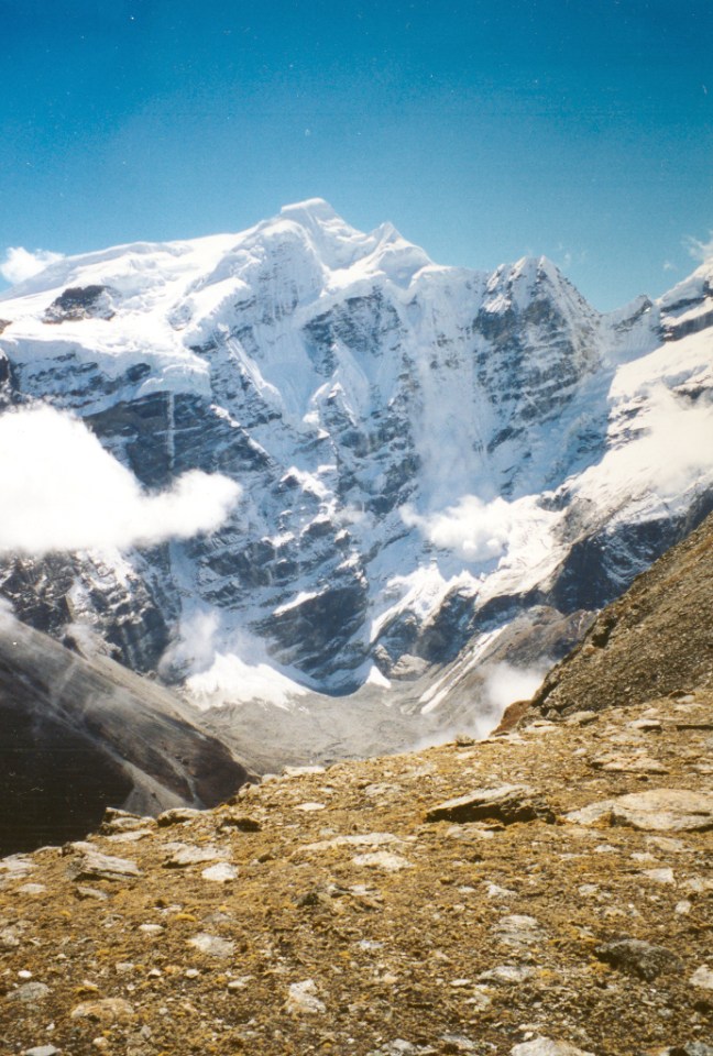 Mera Peak avalanche