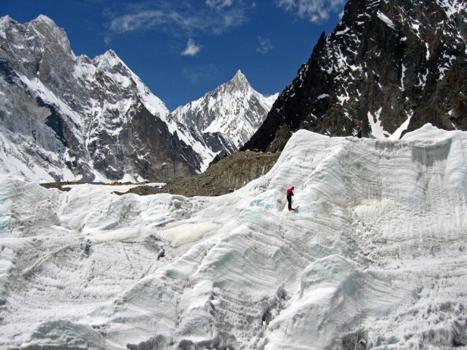 Fixed line practice on the glacier