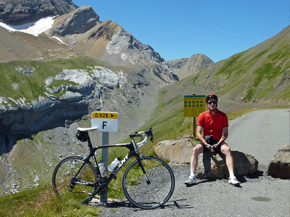Col de Tentes road, further up the road is the Spanish border
