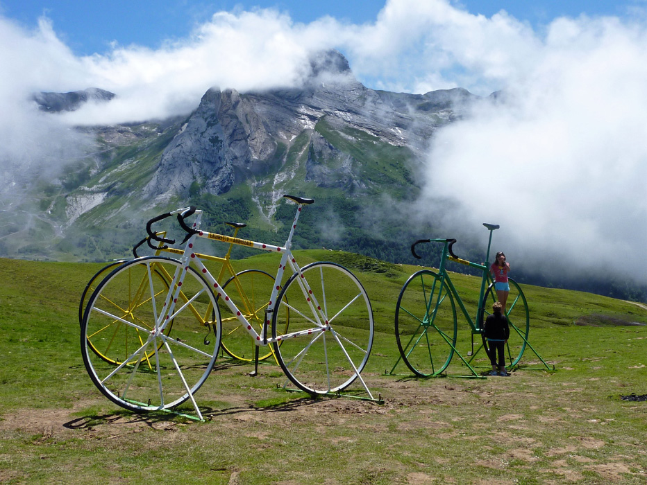 Col d`Aubisque summit