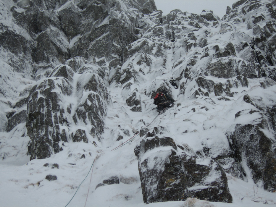 Central Buttress Ordinary Route (IV,4) first pitch, Glen Coe, Feb 2006