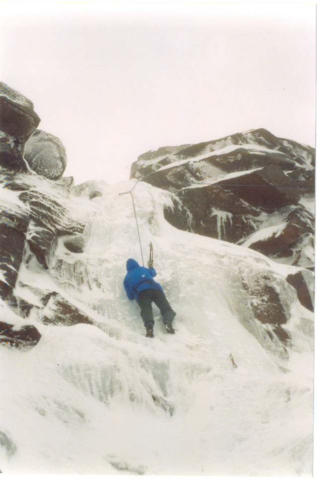 Top roping Alladin`s Mirror direct, Coire an t-Sneachda, Cairngorms, 1998