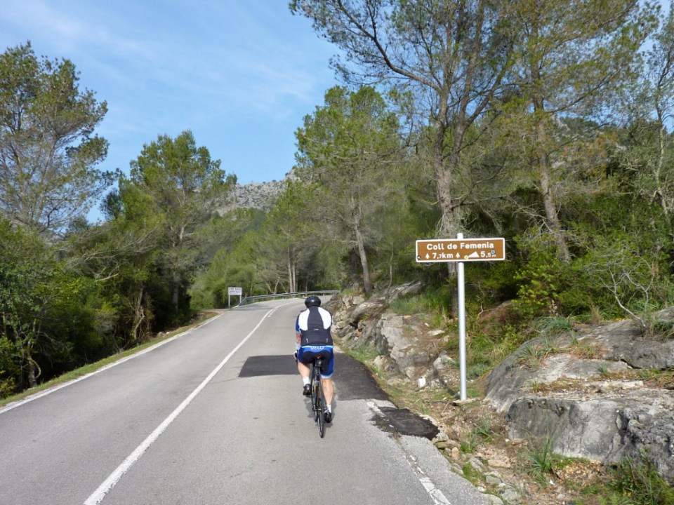 Col de Femenia road