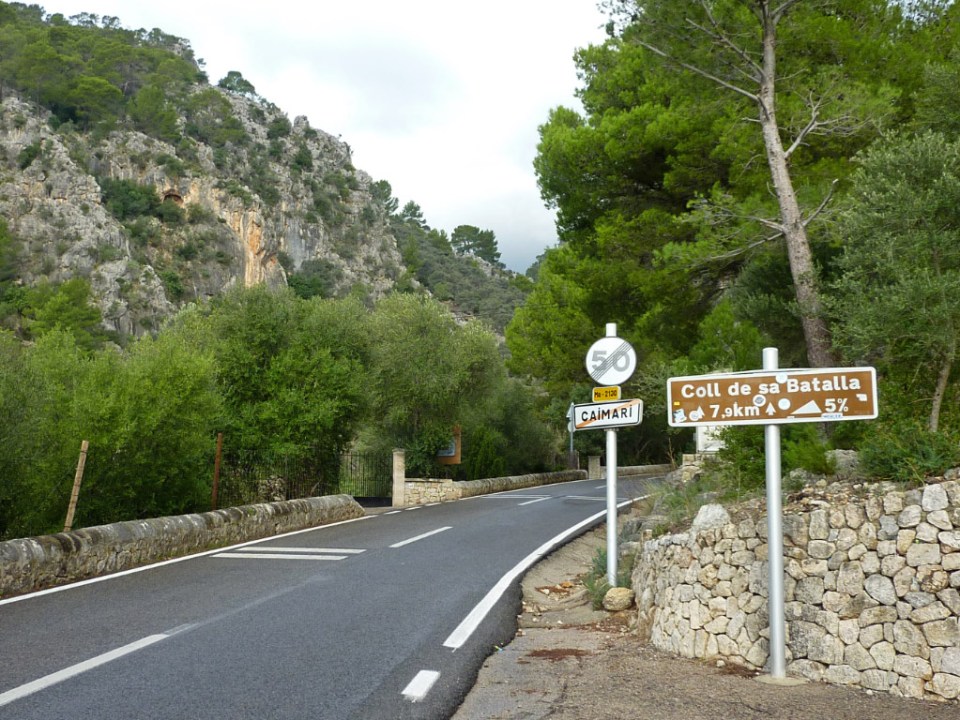 The start of the Coll de sa Batalla at Caimari