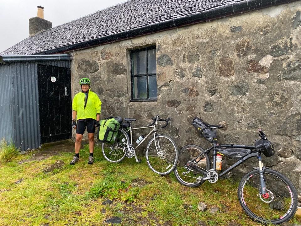 Setting off in the rain from Tomsleibhe Bothy to cycle the Northern road loop around Mull