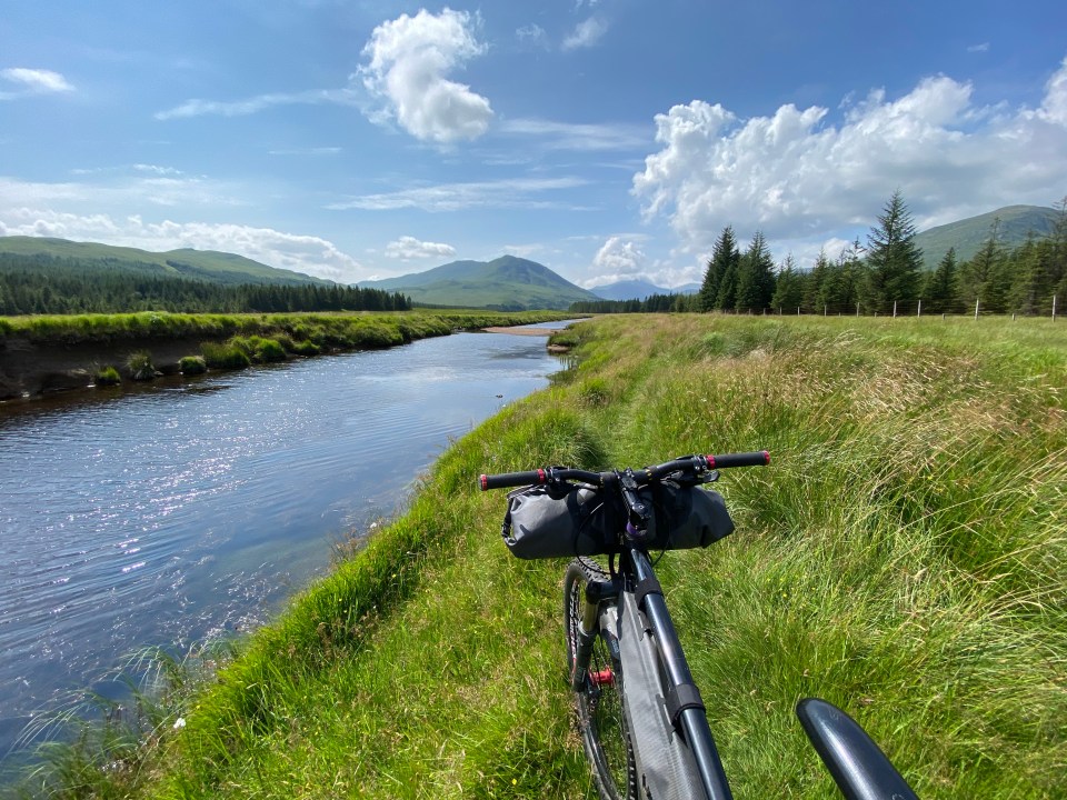 Riding West along the Abhainn Shira shortly after the Forest Lodge turnoff, heading for Glen Kinglass.